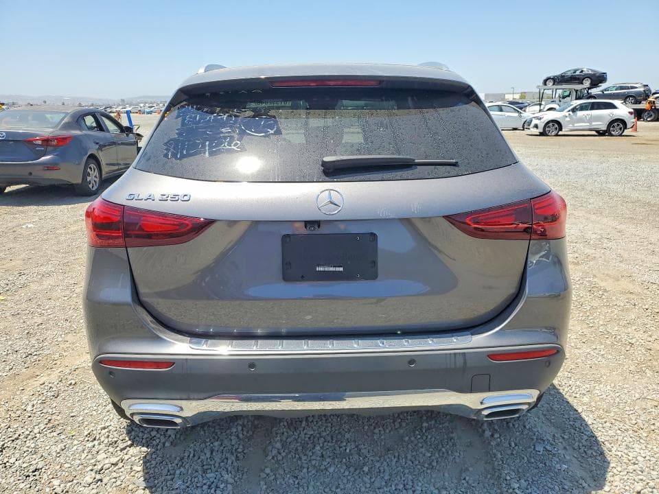 2025 MERCEDES-BENZ GLA 250 6
