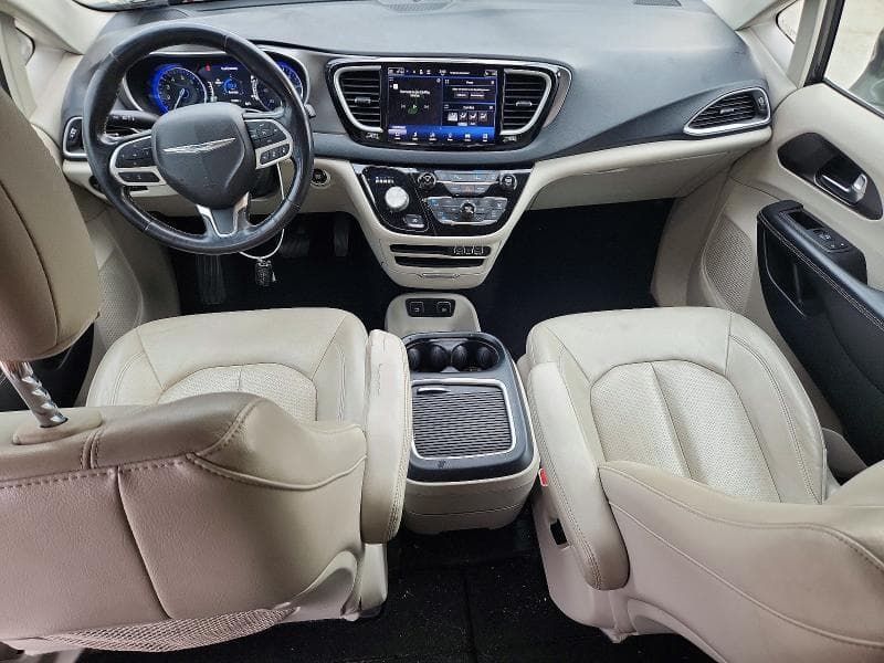 2021 CHRYSLER PACIFICA TOURING L 8