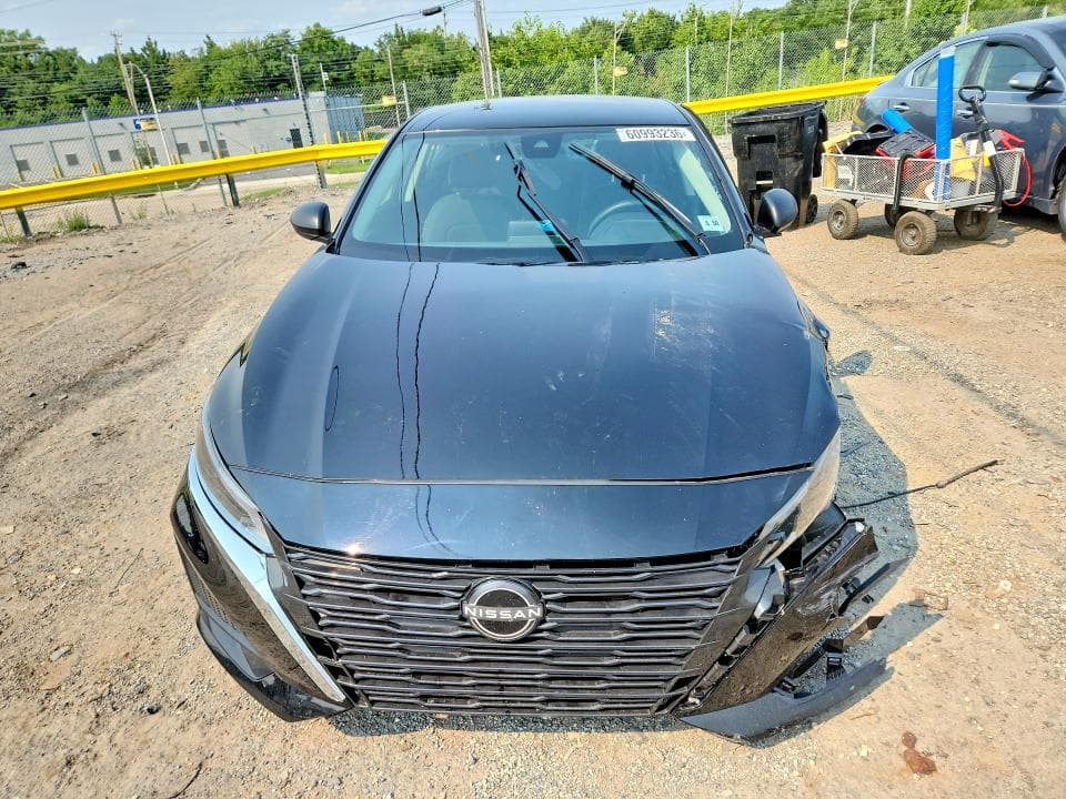 2025 NISSAN ALTIMA SV 5