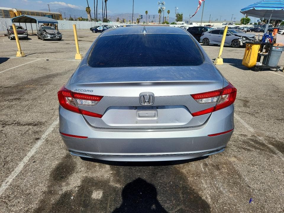 2018 HONDA ACCORD EX 6