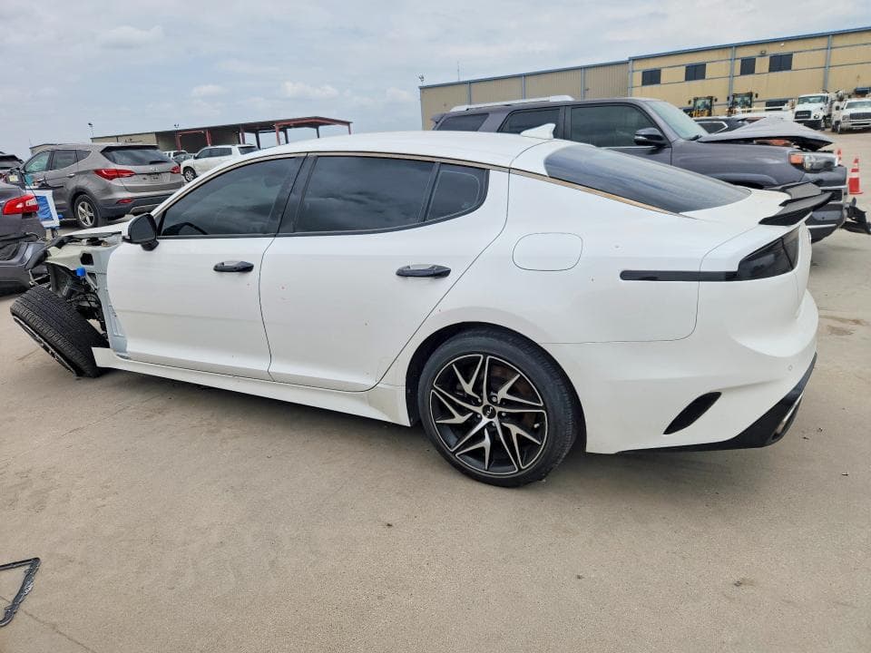 2022 KIA STINGER GT LINE 2