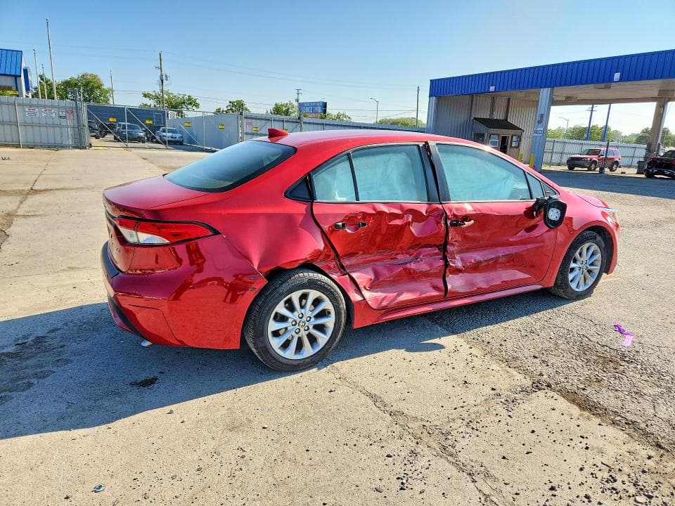 2021 TOYOTA COROLLA LE 3