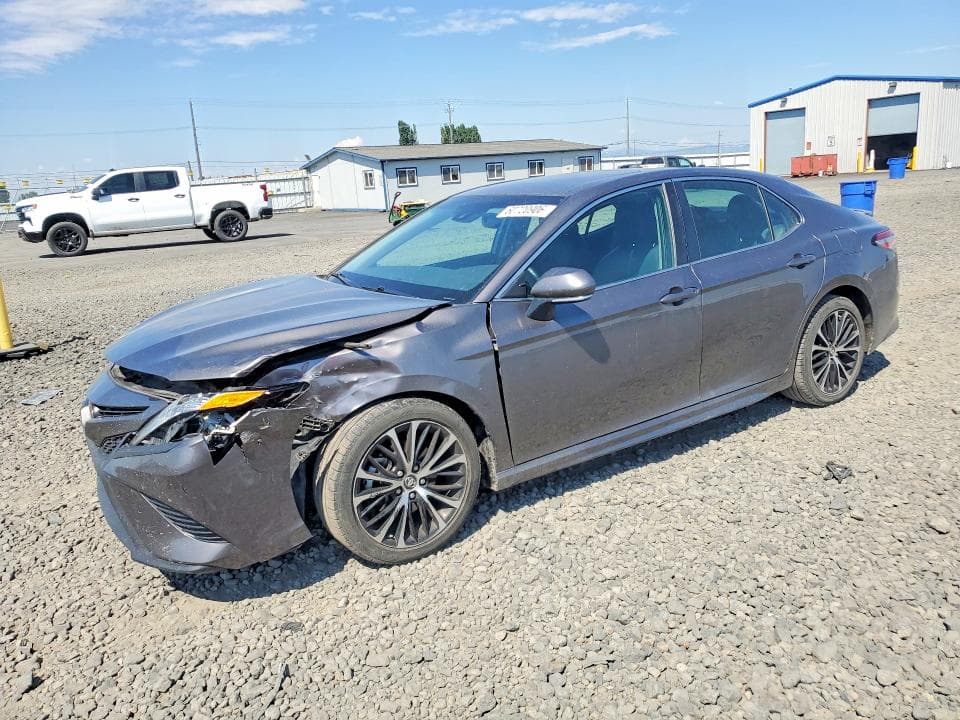 2019 TOYOTA CAMRY SE - 1