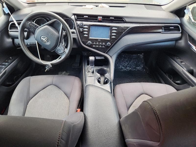 2020 TOYOTA CAMRY LE 8