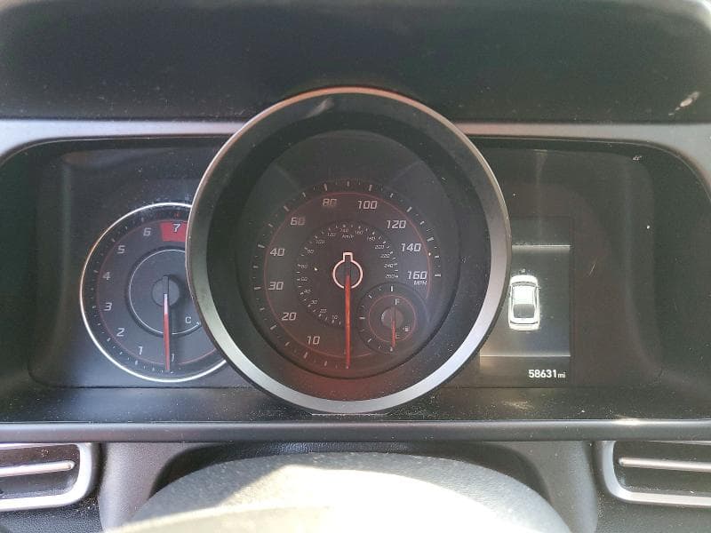 2022 HYUNDAI ELANTRA SE 9