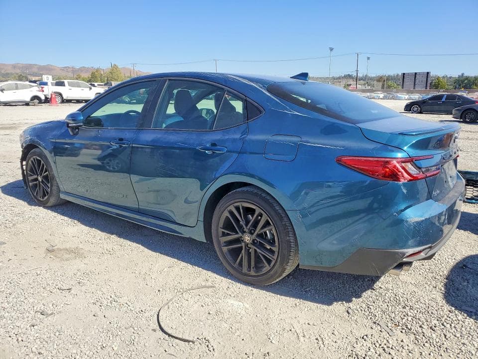 2026 TOYOTA CAMRY SE 2