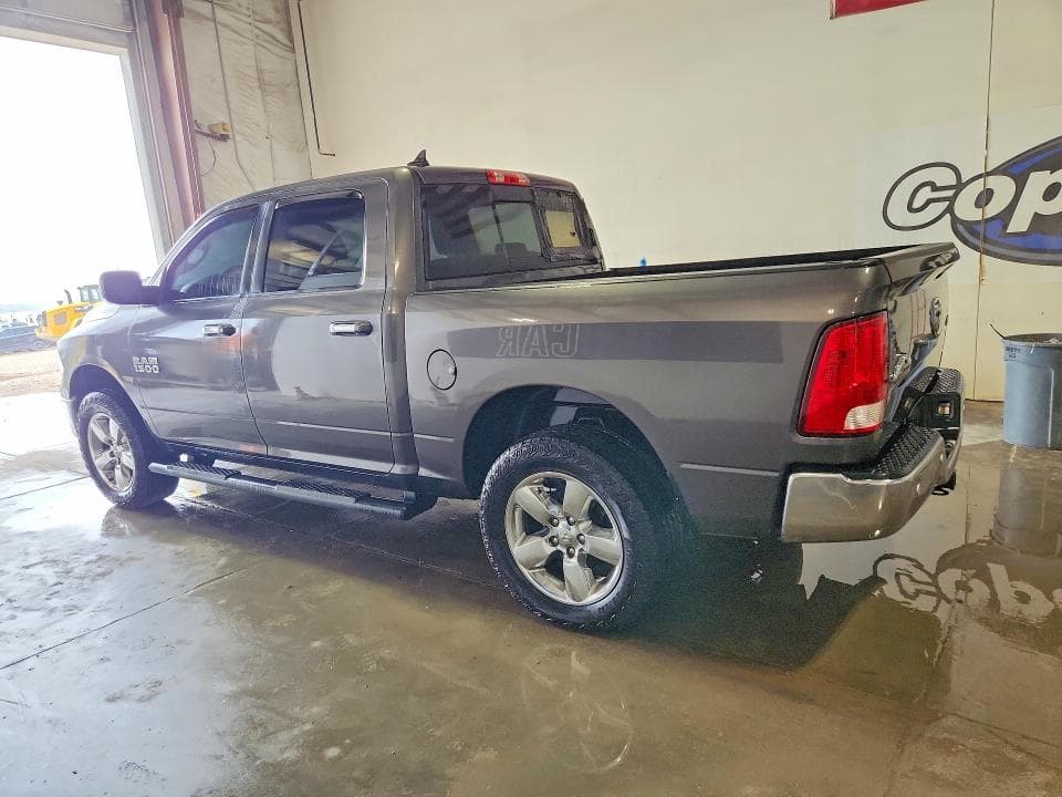 2018 RAM 1500 SLT 2