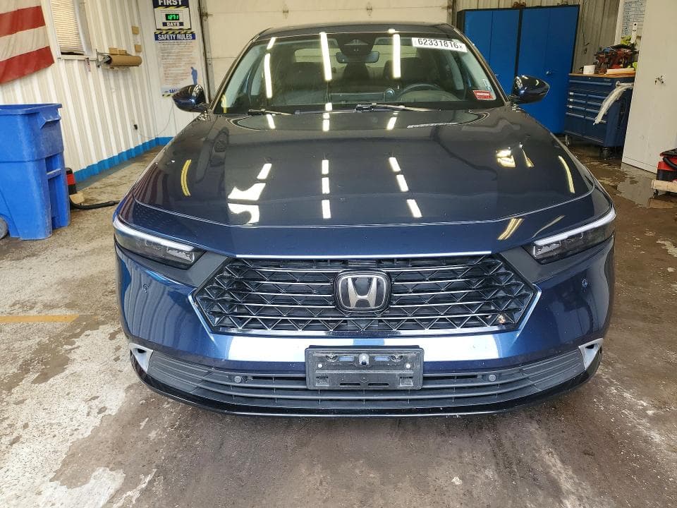 2025 HONDA ACCORD TOURING HYBRID 5