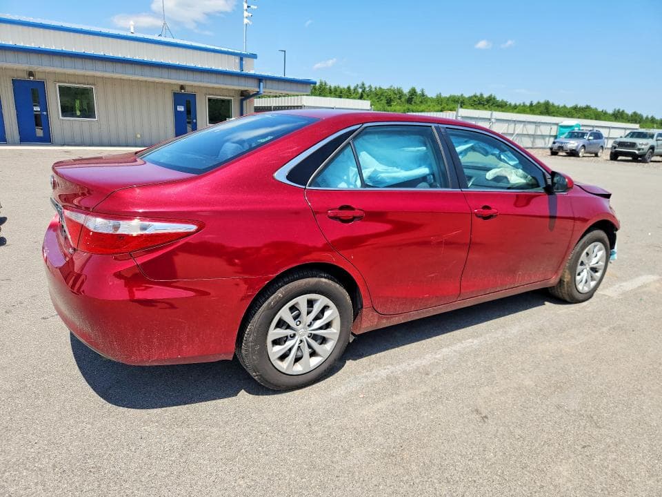2017 TOYOTA CAMRY LE 3