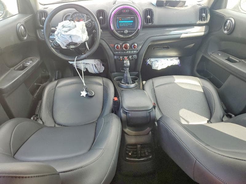 2019 MINI COOPER COUNTRYMAN 8