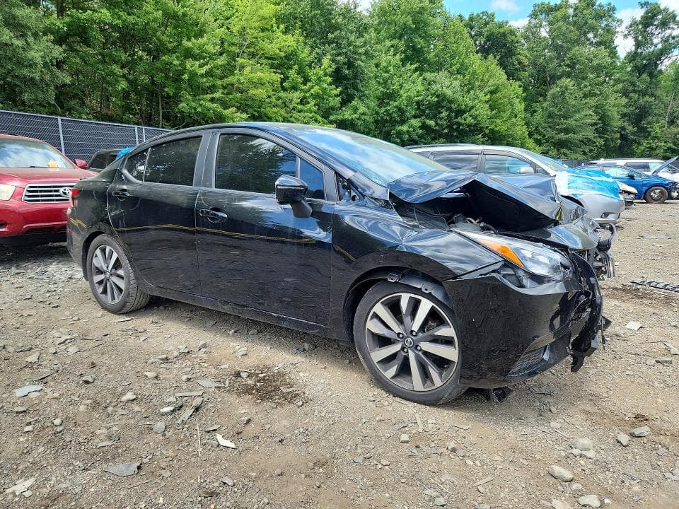 2020 NISSAN VERSA SR 4