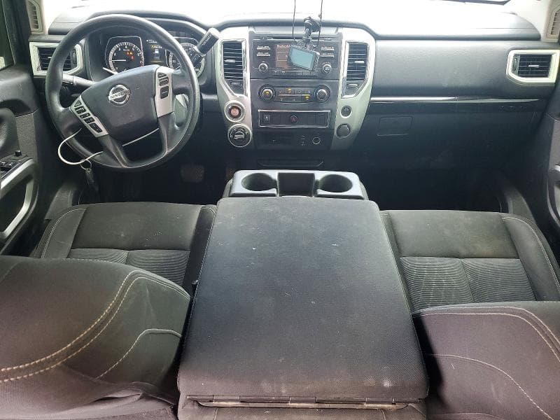2017 NISSAN TITAN S 8