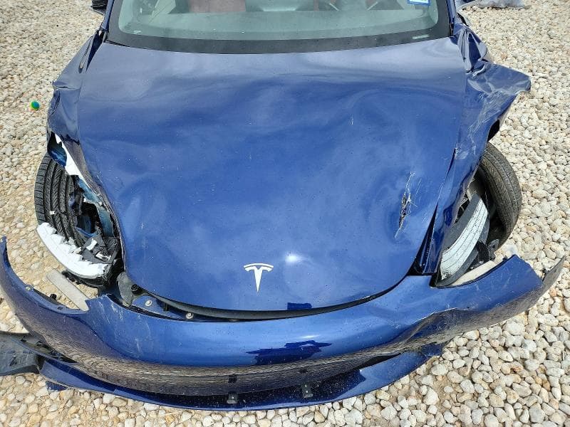 2018 TESLA MODEL 3 11