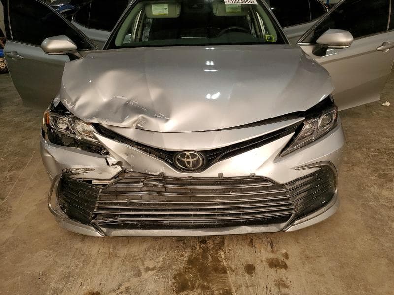 2024 TOYOTA CAMRY LE 11