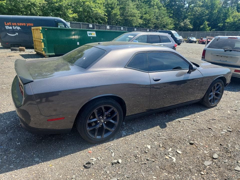 2022 DODGE CHALLENGER SXT 3