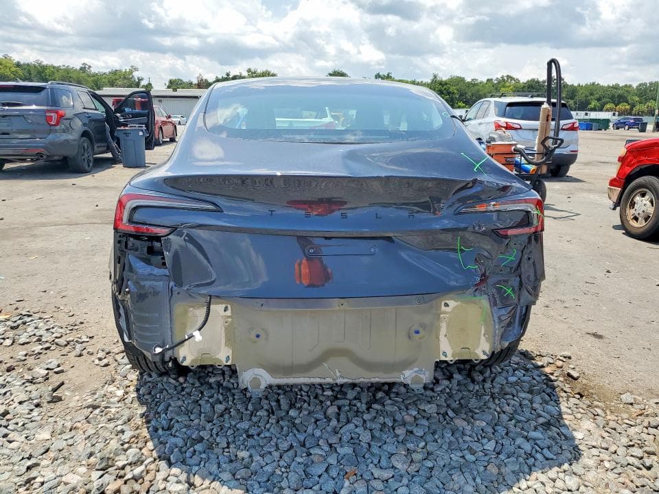 2026 TESLA MODEL 3 6