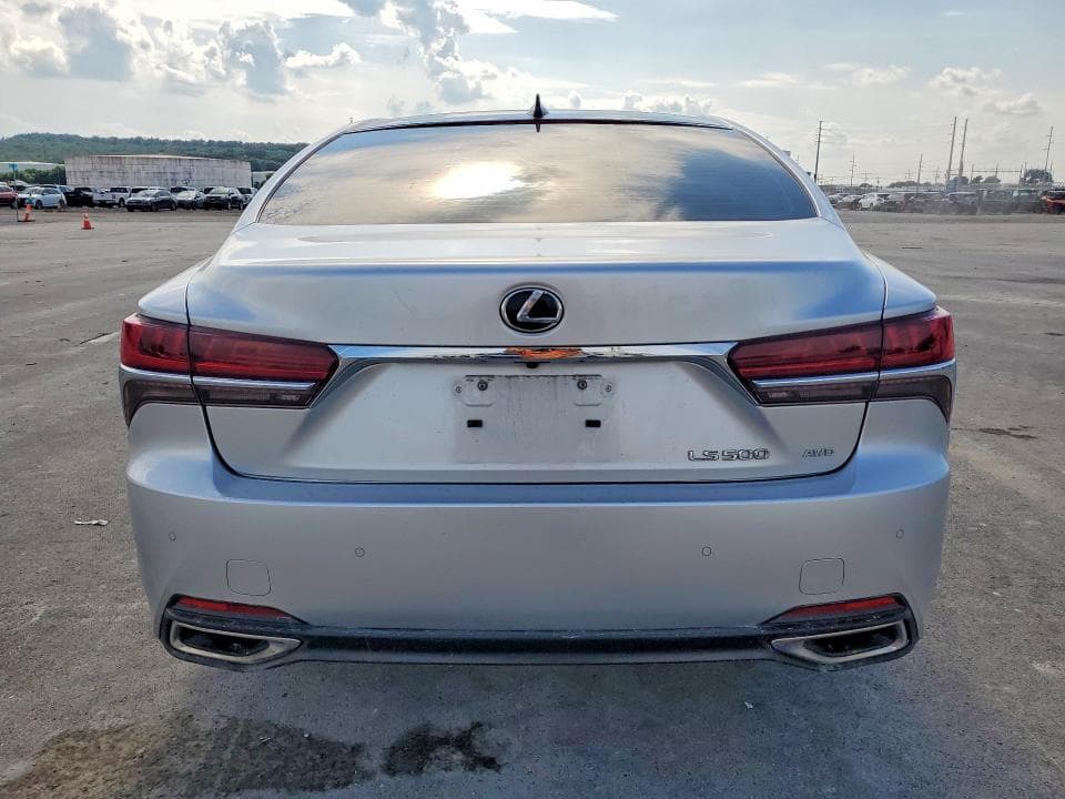 2018 LEXUS LS 500 6