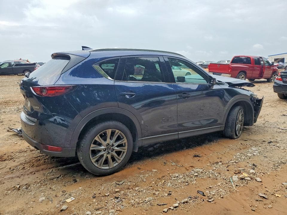 2020 MAZDA CX-5 SIGNATURE 3