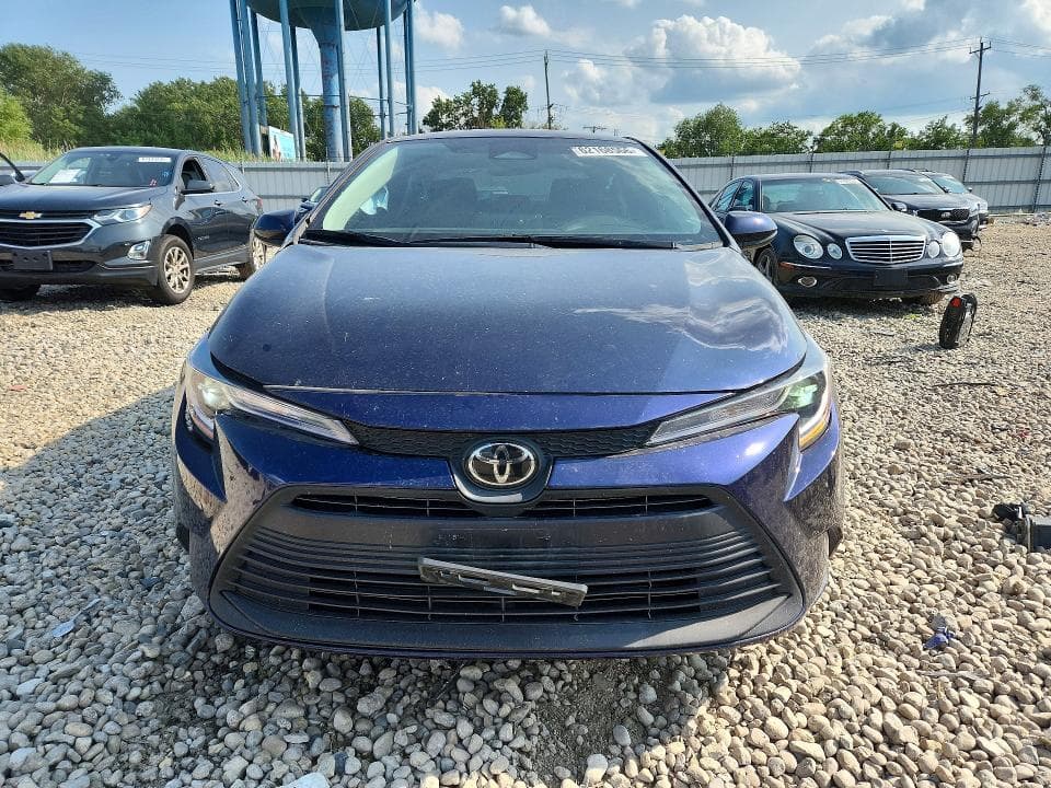 2025 TOYOTA COROLLA LE 5