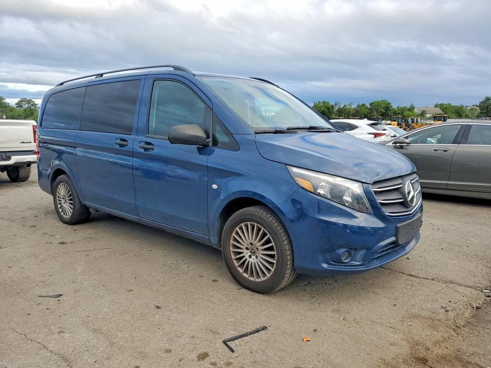 2023 MERCEDES-BENZ METRIS 4