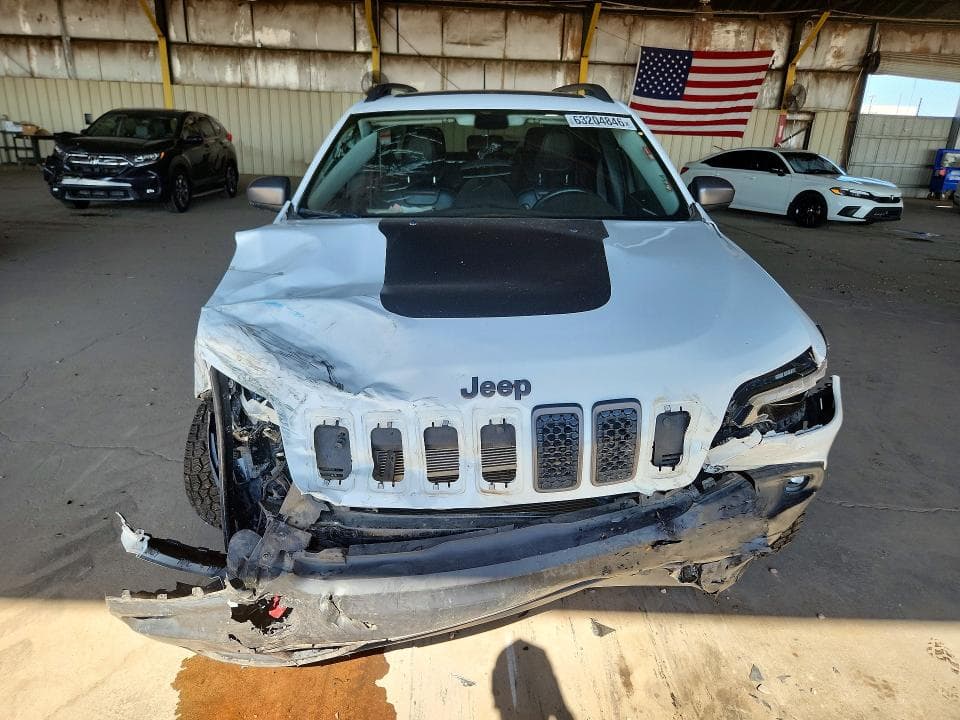 2019 JEEP CHEROKEE TRAILHAWK 5