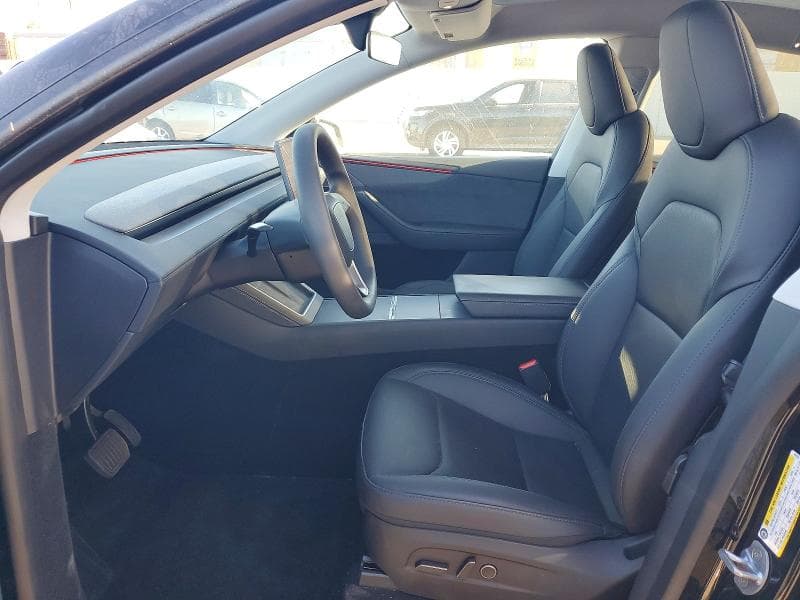 2026 TESLA MODEL Y 7