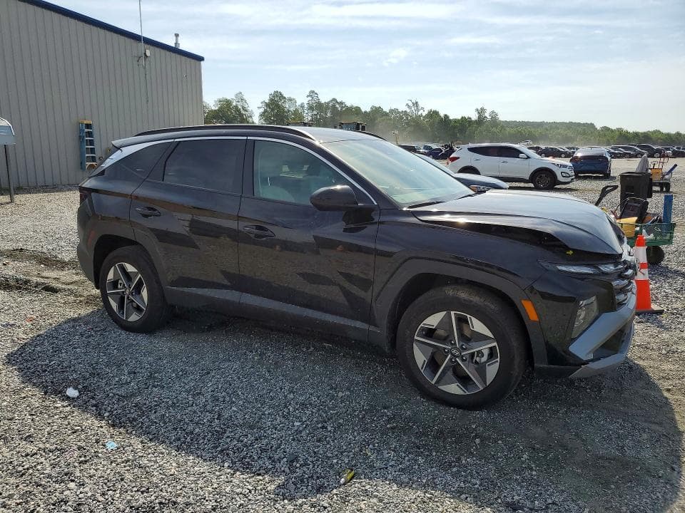2026 HYUNDAI TUCSON SEL 4