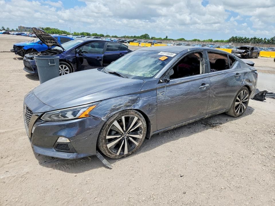 2021 NISSAN ALTIMA SR - 1