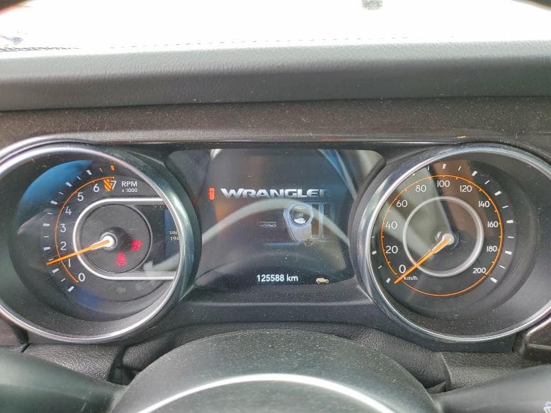 2020 JEEP WRANGLER UNLIMITED SAHARA 9