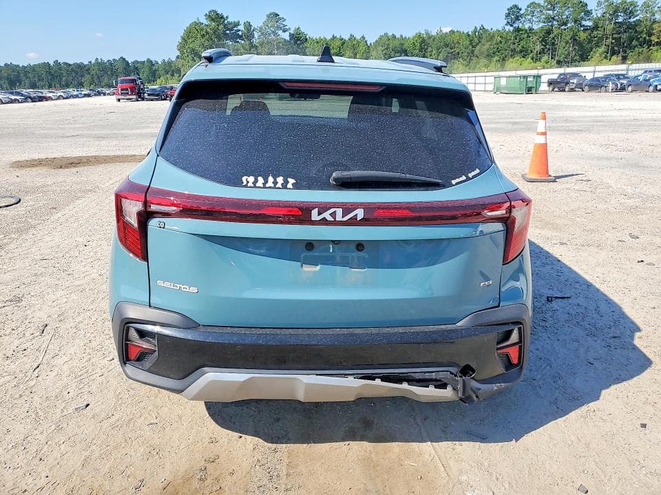 2025 KIA SELTOS EX 6