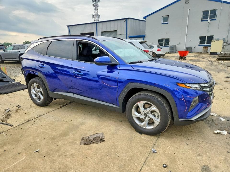 2024 HYUNDAI TUCSON SEL 4