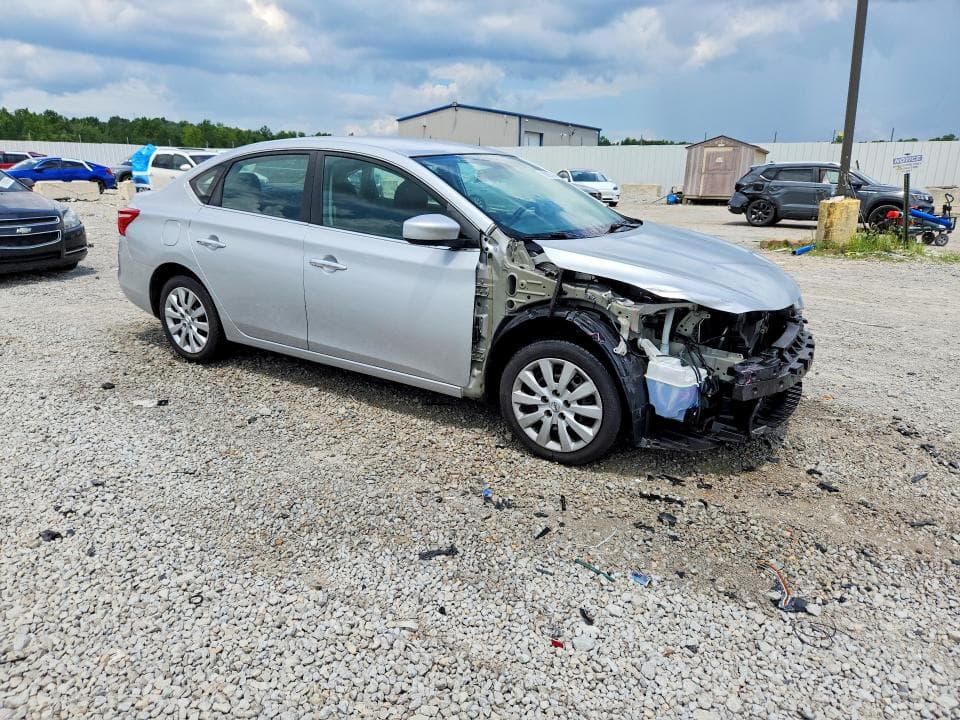 2019 NISSAN SENTRA S 4