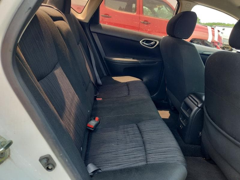 2019 NISSAN SENTRA SV 10