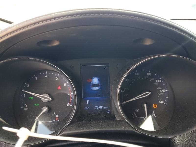 2018 TOYOTA C-HR XLE 9