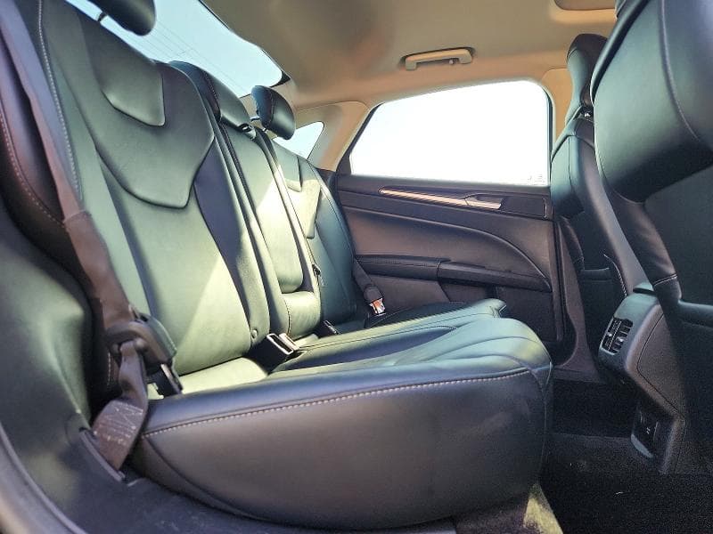 2017 FORD FUSION TITANIUM PHEV 10