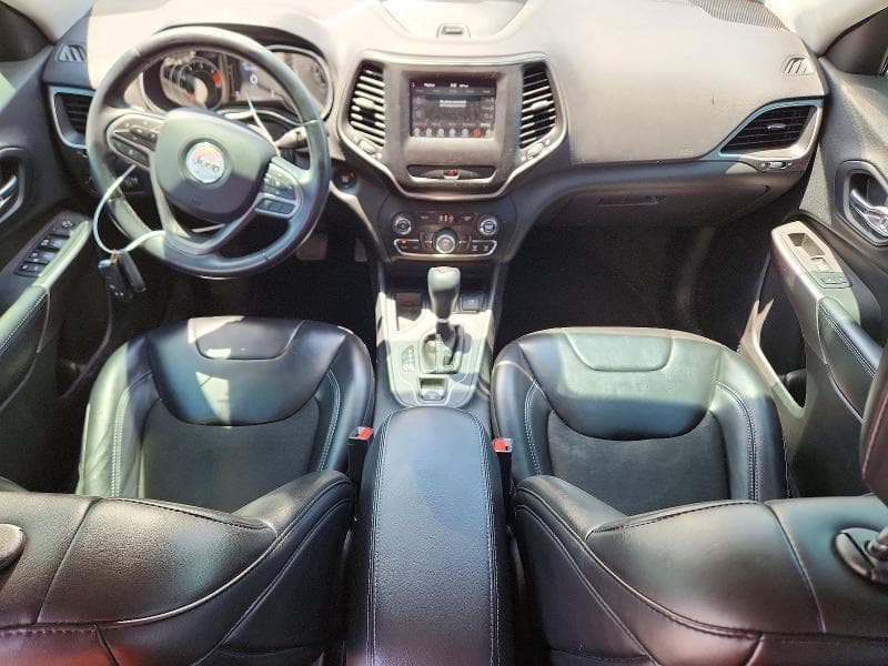 2019 JEEP CHEROKEE LATITUDE PLUS 8