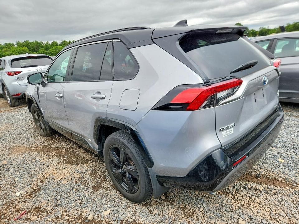 2021 TOYOTA RAV4 XSE 2