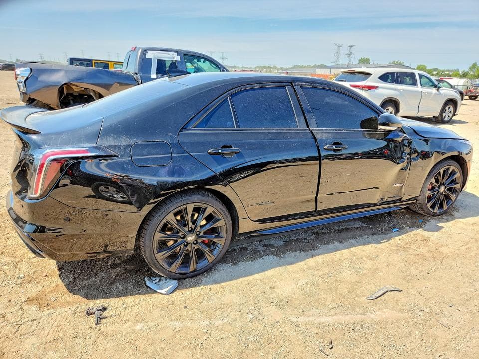 2021 CADILLAC CT4-V 3