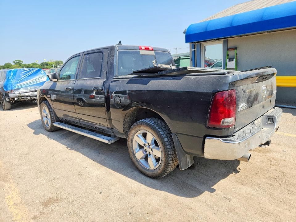 2019 RAM 1500 CLASSIC SLT 2