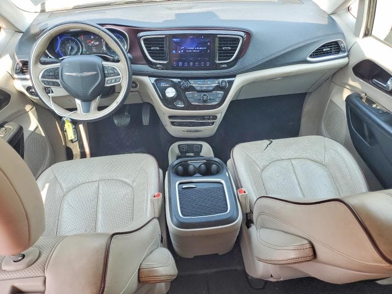 2017 CHRYSLER PACIFICA LIMITED 8