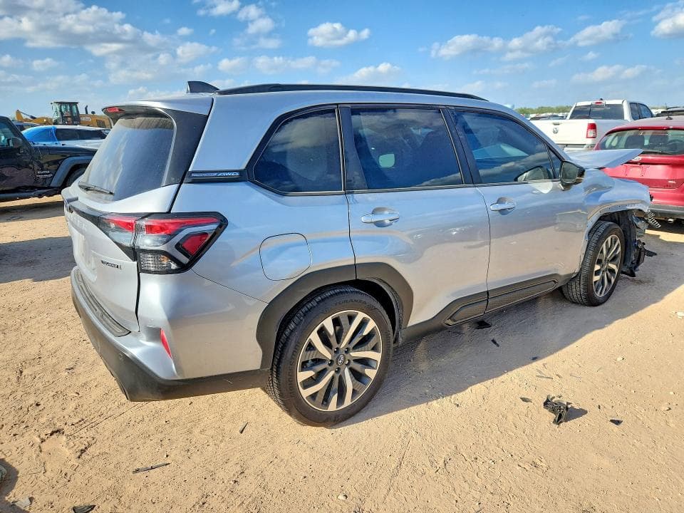 2025 SUBARU FORESTER TOURING 3