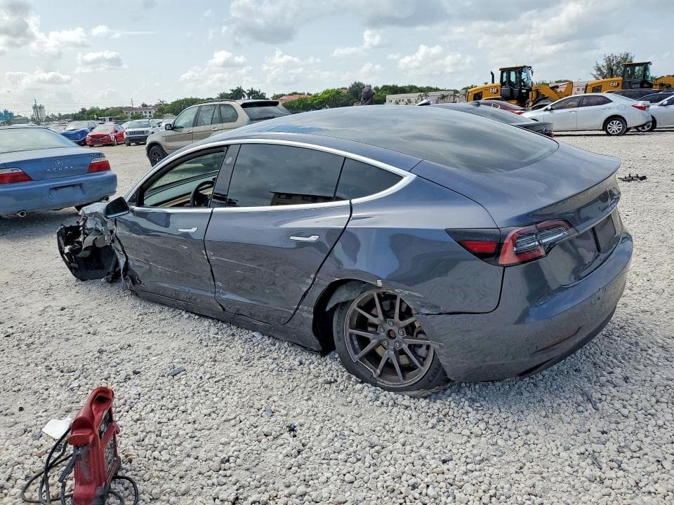 2020 TESLA MODEL 3 2