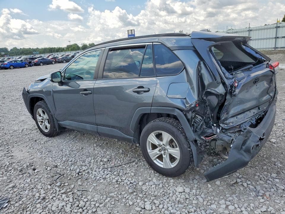 2021 TOYOTA RAV4 XLE 2