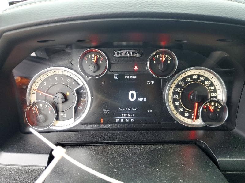 2017 RAM 1500 LARAMIE 9