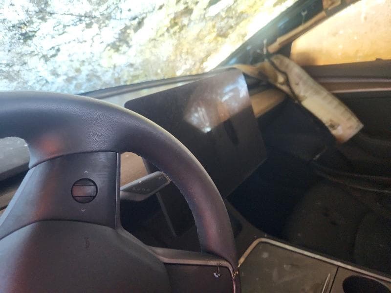 2023 TESLA MODEL 3 9
