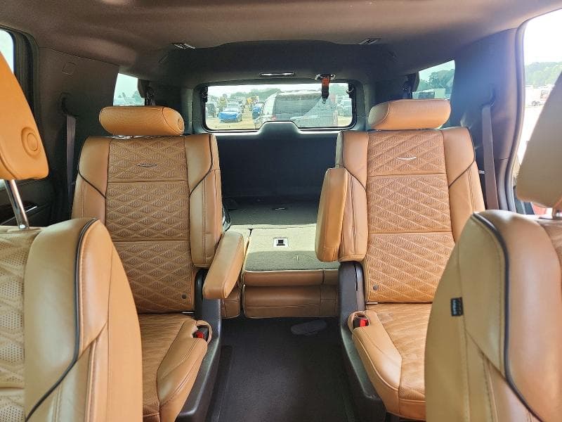 2022 CADILLAC ESCALADE PREMIUM LUXURY 10