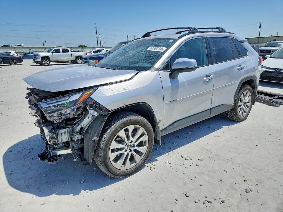 2024 TOYOTA RAV4 XLE PREMIUM - 1