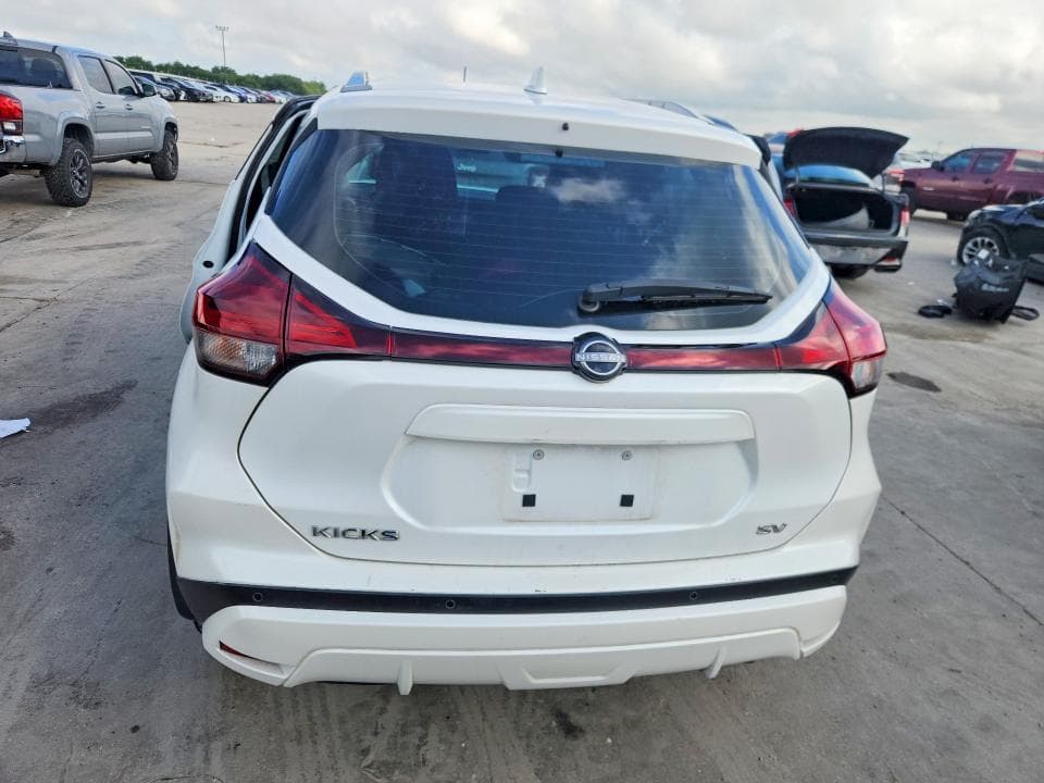 2023 NISSAN KICKS SV 6