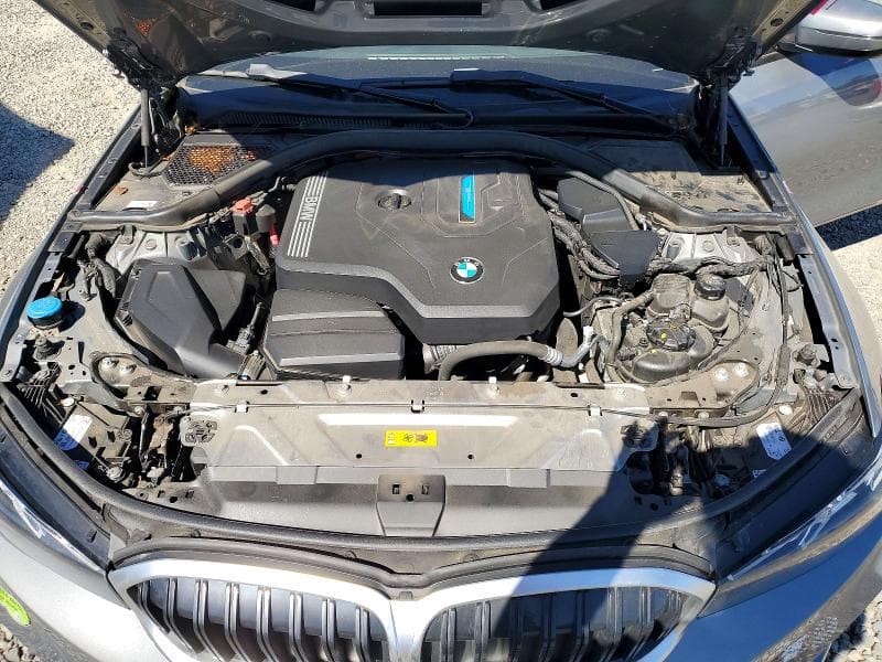 2023 BMW 330E 11