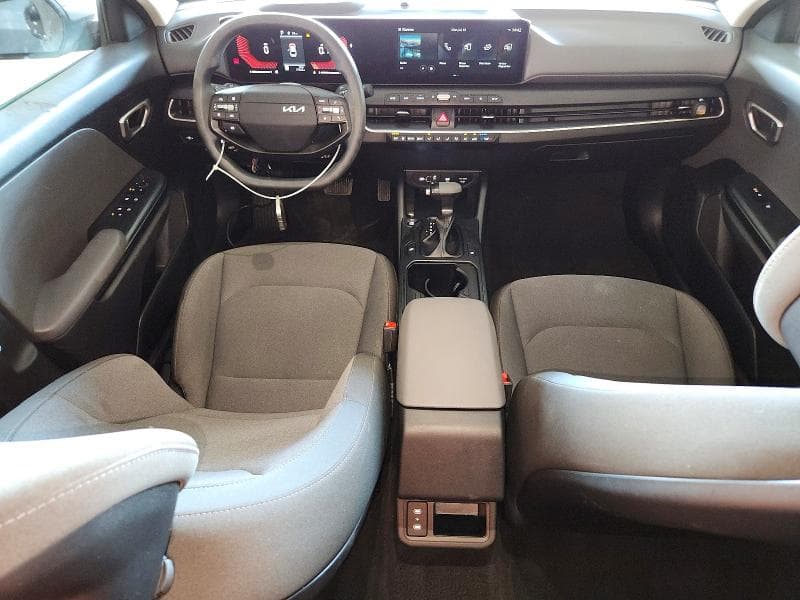 2025 KIA K4 LXS 8